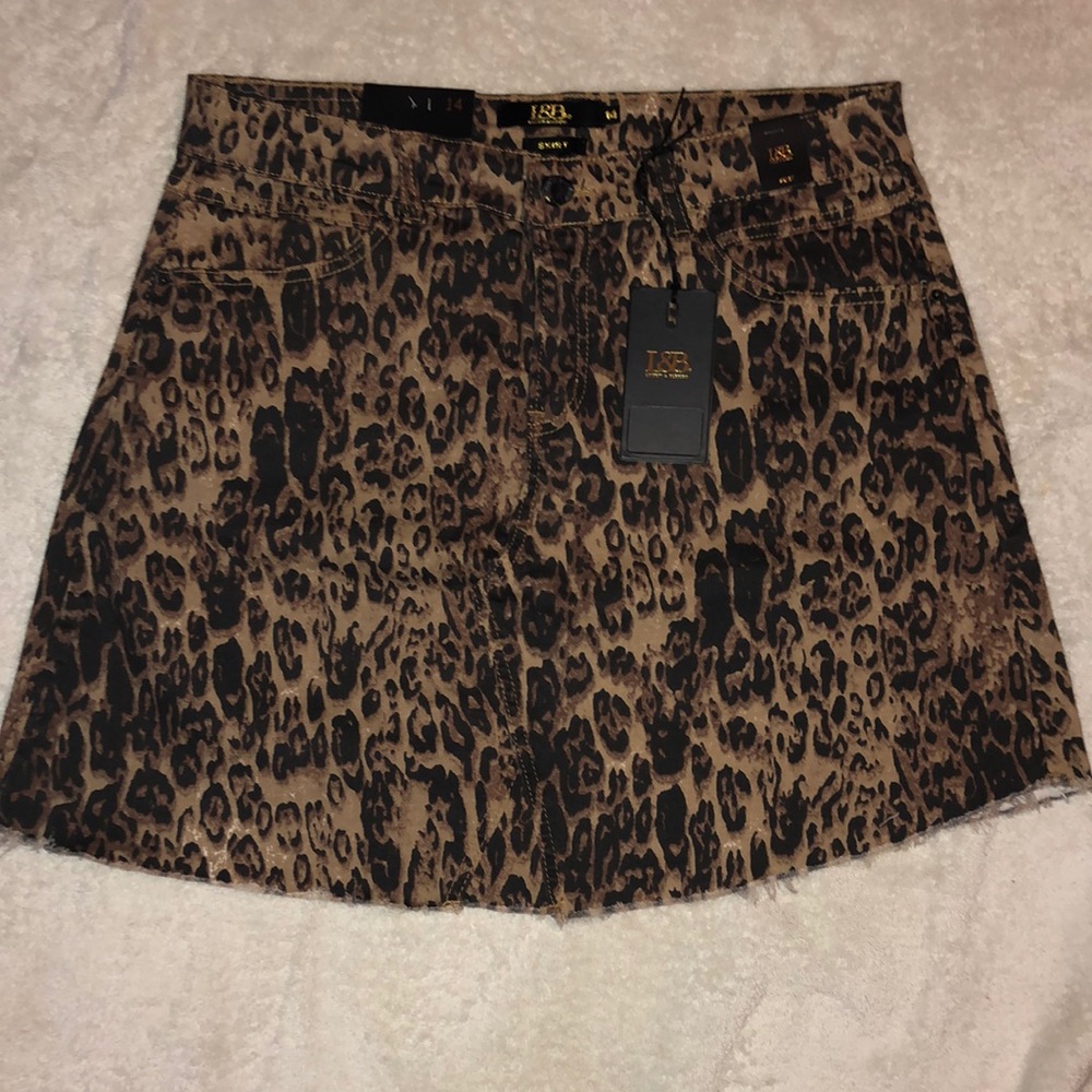 L&B Leopard Print Denim Mini Skirt NWT Size 14